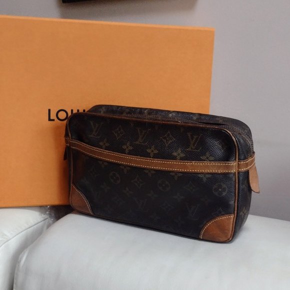 Auth Louis Vuitton Monogram Keepol 50 M41426 Men,Women,Unisex